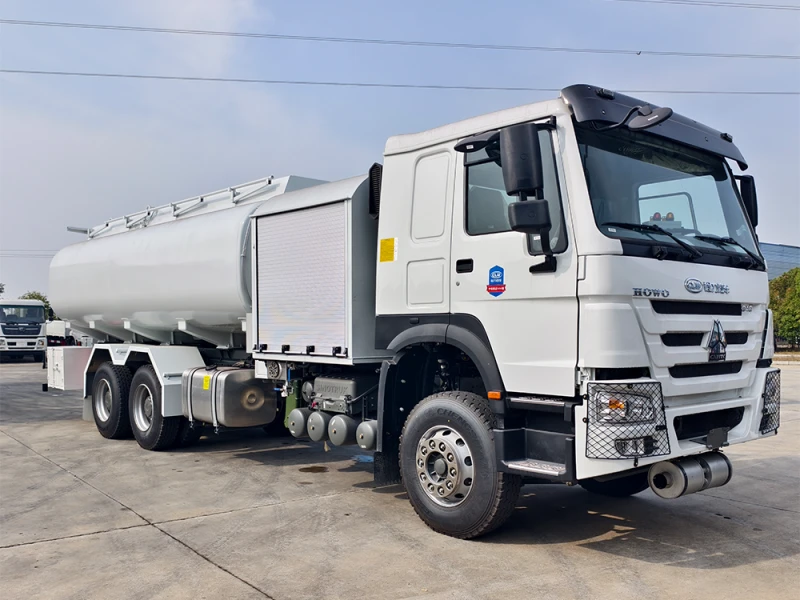Sinotruk Aviation Fuel Refueling Truck