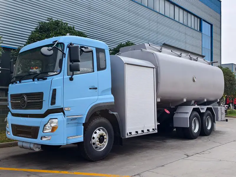 CLW 6×4 20,000L Aviation Refueling Truck