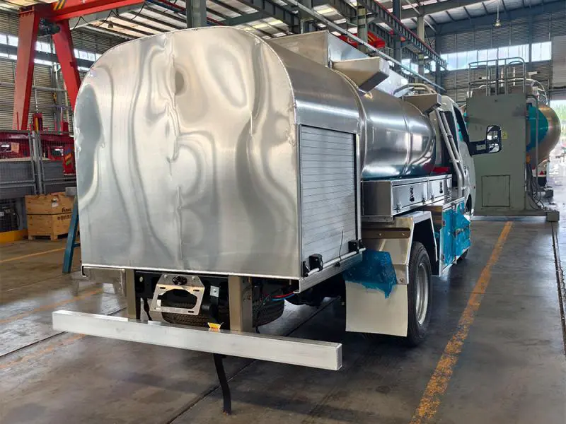 Dongfeng 4×2 Aviation Refueling Truck