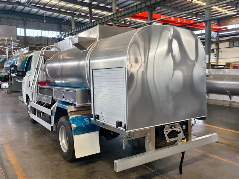 Dongfeng 4×2 Aviation Refueling Truck