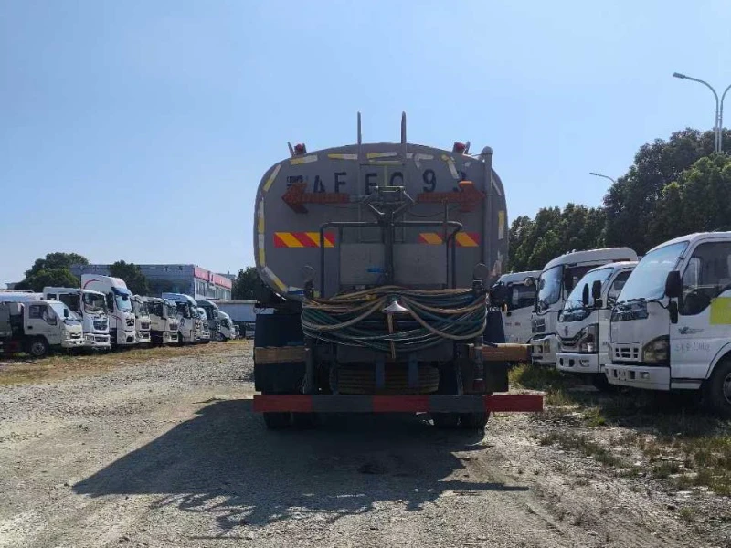 Used Dongfeng12,000L Water Truck – Low Mileage 9,900 km