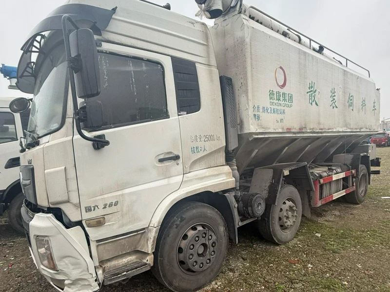 Used Dongfeng D3V Bulk Feed Truck