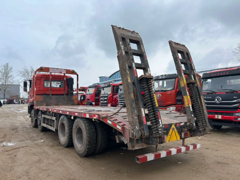 Used Dongfeng Tianlong 8×4 Flatbed Truck