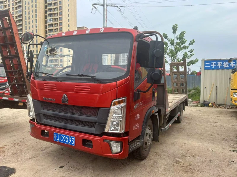 Second-hand Sinotruk 4×2 Flatbed Transporter