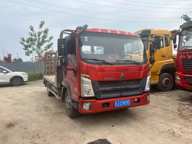 Second-hand Sinotruk 4×2 Flatbed Transporter