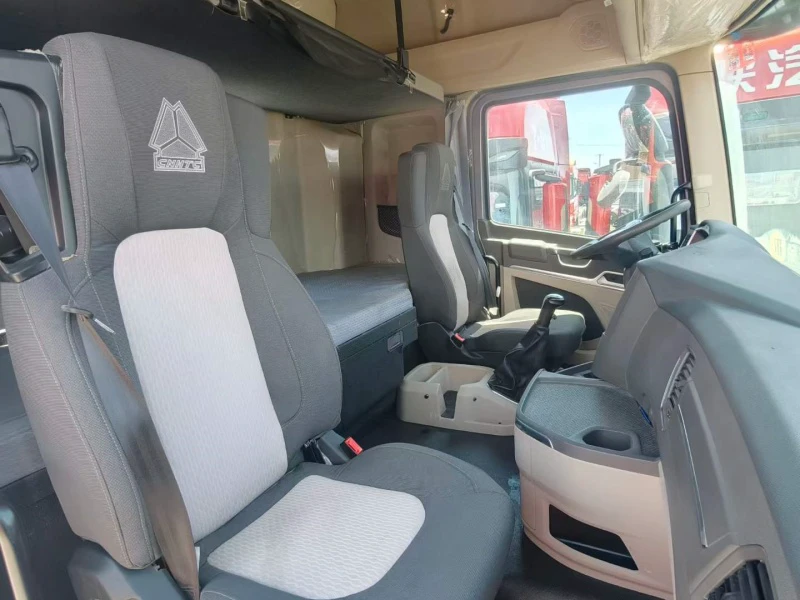 10 Units Used Sinotruk Howo MAX 480 Tractor| 7.9 tons Curb Weight