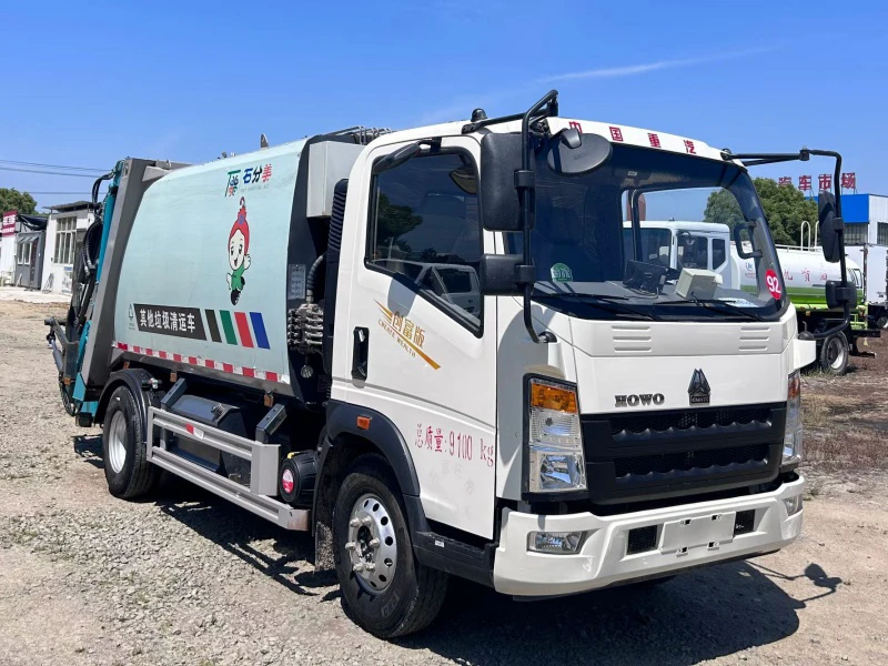 Used Sinotruk Howo 8m³ Compactor Garbage Truck 03 Used Sinotruk Howo 8m³ Compactor Garbage Truck 03