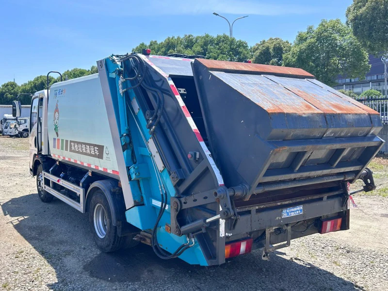 Used Sinotruk Howo 8m³ Compactor Garbage Truck | Chengli Body