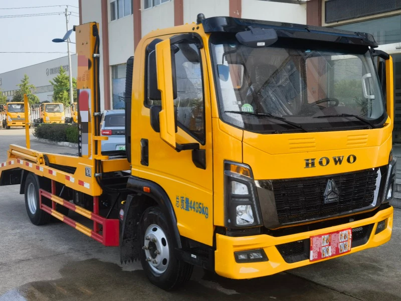 Sinotruk HOWO Two-Car Carrier 02 Sinotruk HOWO Two-Car Carrier 02