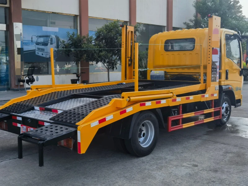 Sinotruk HOWO Two-Car Carrier 03 Sinotruk HOWO Two-Car Carrier 03