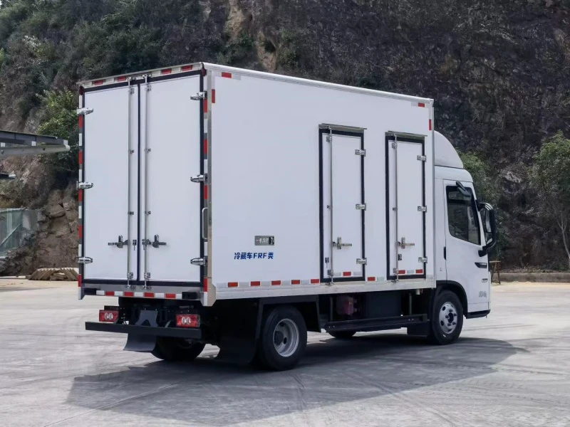 Foton 4.2m Electric Refrigerated Truck 03 Foton 4.2m Electric Refrigerated Truck 03