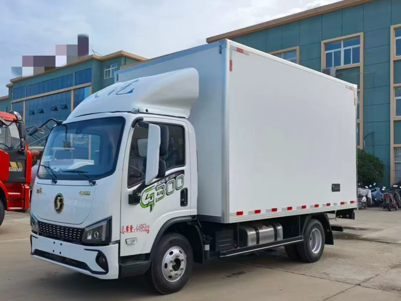 SHACMAN Delong G300 4.2m Refrigerated Truck