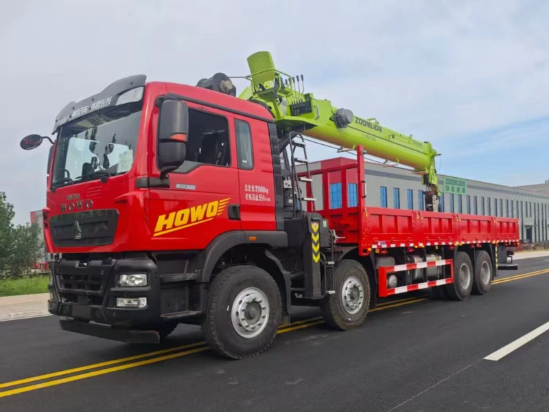 16-Ton Sinotruk HOWO 8×4 Crane Truck