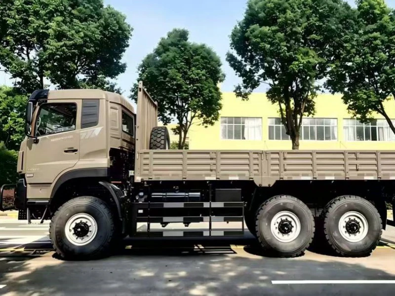 Dongfeng 6×6 Off-Road Troop Transport Truck 03 Dongfeng 6×6 Off-Road Troop Transport Truck 03