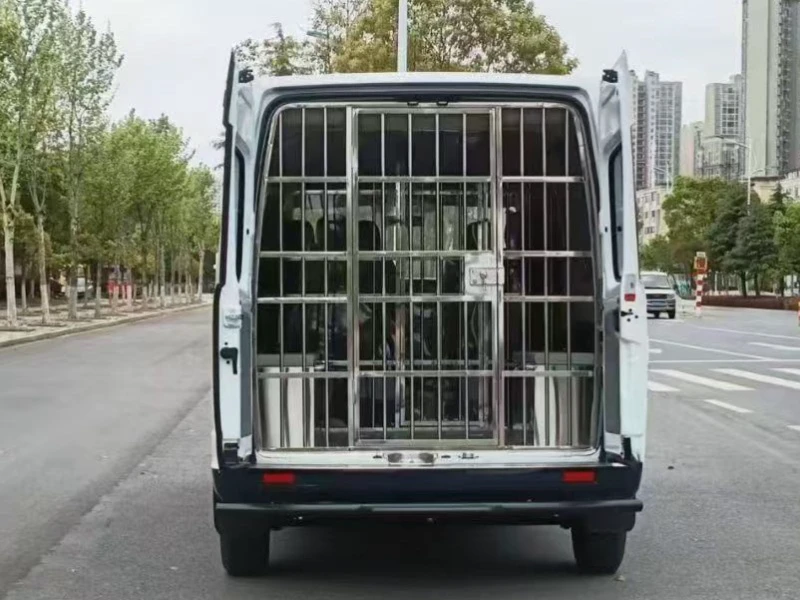 Maxus V80 Prison Van 07 Maxus V80 Prison Van 07