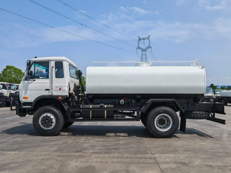 Dongfeng 4×4 Water Tanker Truck